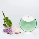 A Drop d'Issey Essentielle parfémovaná voda pro ženy 90 ml