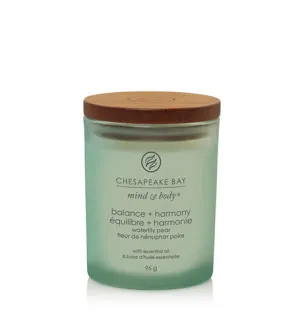 Chesapeake Bay Balance + Harmony Waterlily Pear vonná svíčka 96 g
