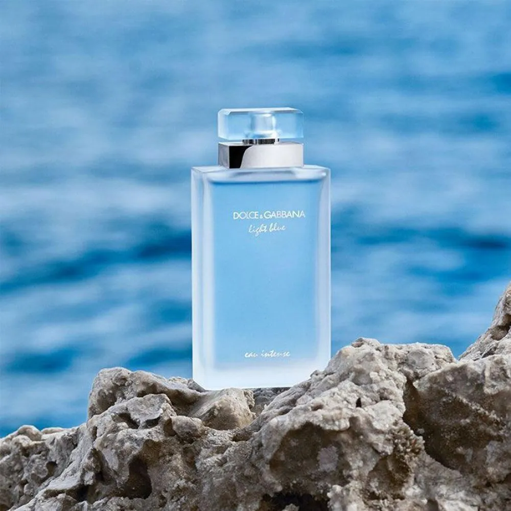 Light Blue Eau Intense parfémovaná voda pro ženy 50 ml