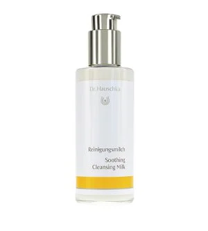 Dr. Hauschka Soothing Cleansing Milk jemné čistící pleťové mléko