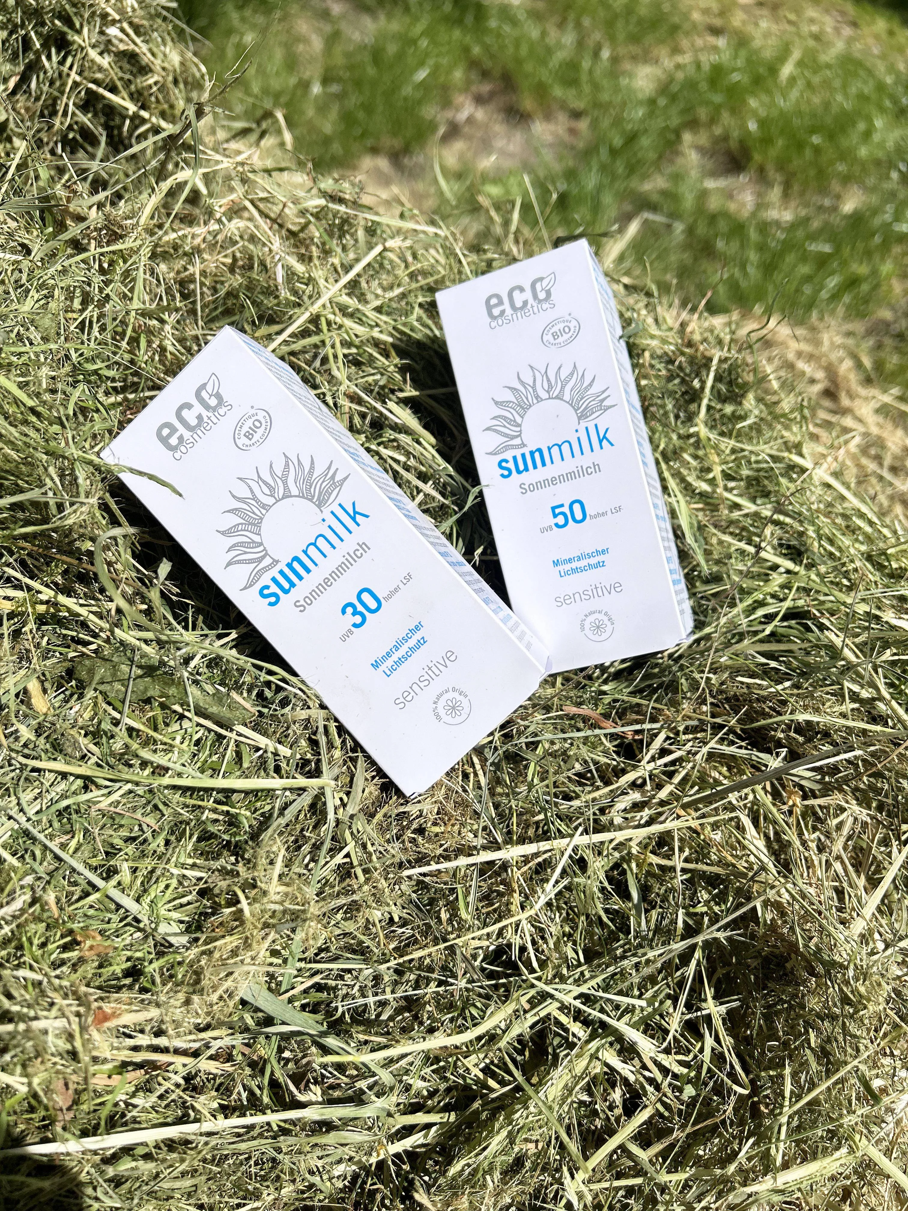Eco Cosmetics Opalovací mléko SPF 30 Sensitive BIO (75 ml) - s přírodními minerálními filtry