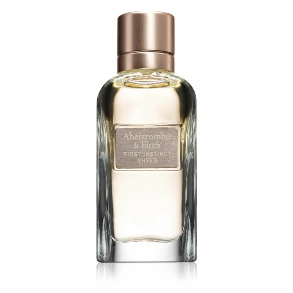 First Instinct Sheer parfémovaná voda pro ženy 30 ml