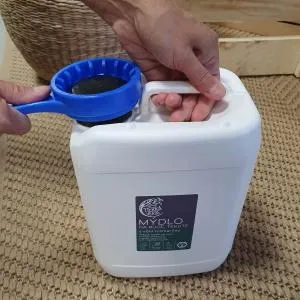 Tierra Verde Klíč na otevírání 5l a 25l kanystrů