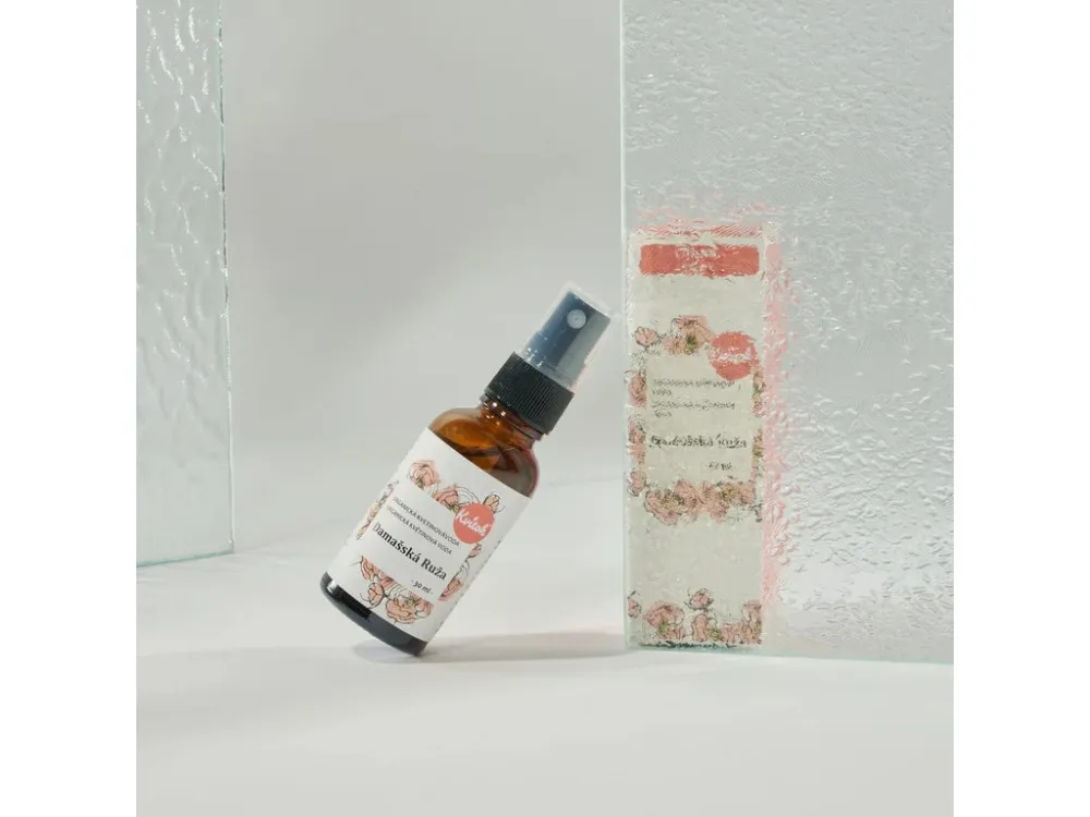 Kvitok Květová voda s rozprašovačem - damašská růže BIO (30 ml) - univerzální využití