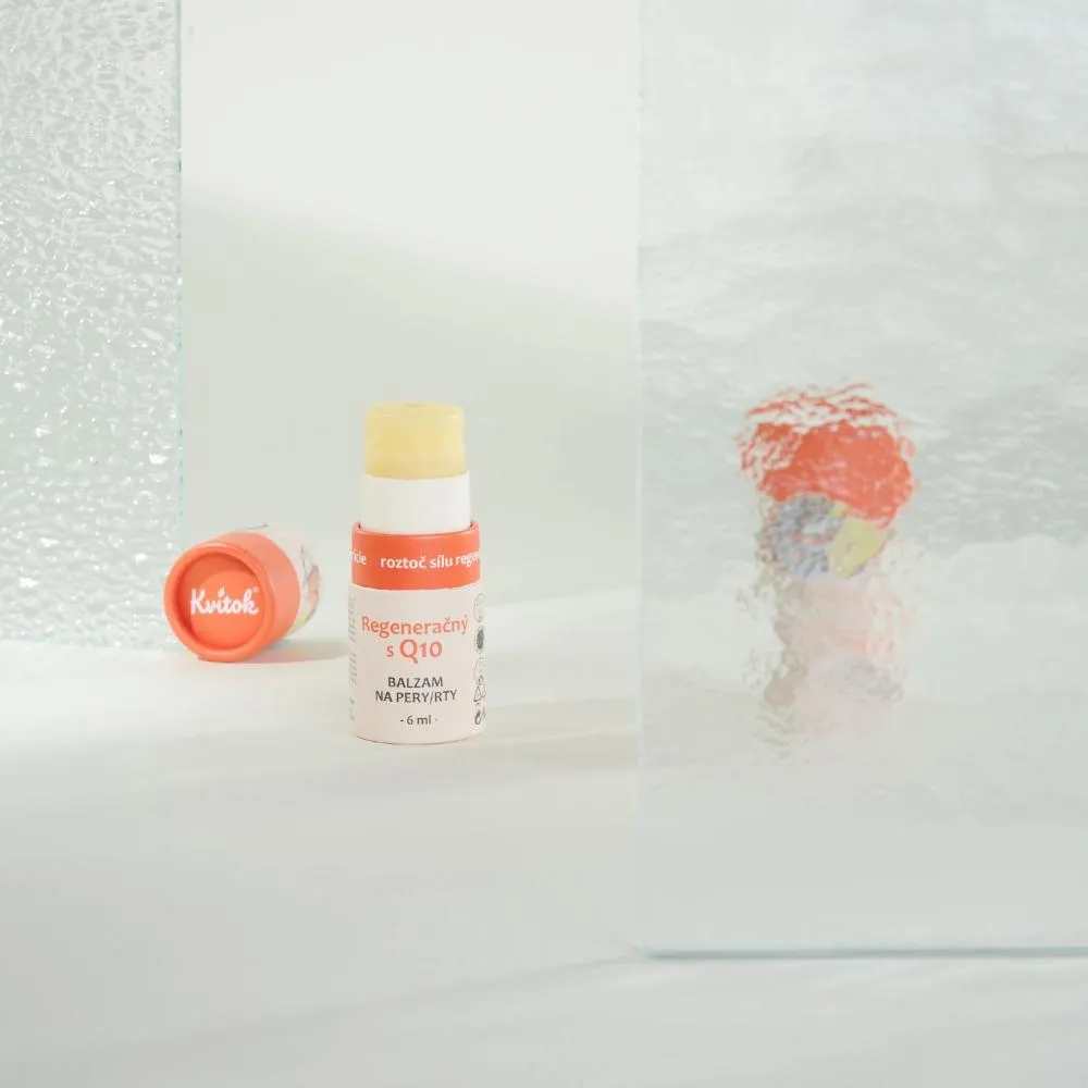 Kvitok Regenerační balzám na rty s Q10 (8 ml) - se švestkovým olejem