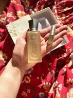 Kvitok Senses Toaletní parfém Pure - vzorek (2 ml) - jasmínově květinová vůně