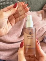 Kvitok Senses Vyživující tělový olej Fruity (50 ml) - s vůní malin, rybízu a vanilky