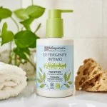 laSaponaria Intimní mycí gel ochranný se zeleným čajem BIO (250 ml) - vhodné po porodu i během menstruace