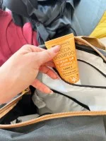 laSaponaria Sprchový gel a šampon 2v1 s BIO pomerančem a vit. C pro celou rodinu 30 ml - se sladkou a povzbuzující vůní