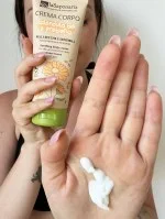 laSaponaria Tělový krém s BIO měsíčkem a prebiotiky pro citlivou pleť (200 ml) - vyživuje, zklidňuje a hydratuje