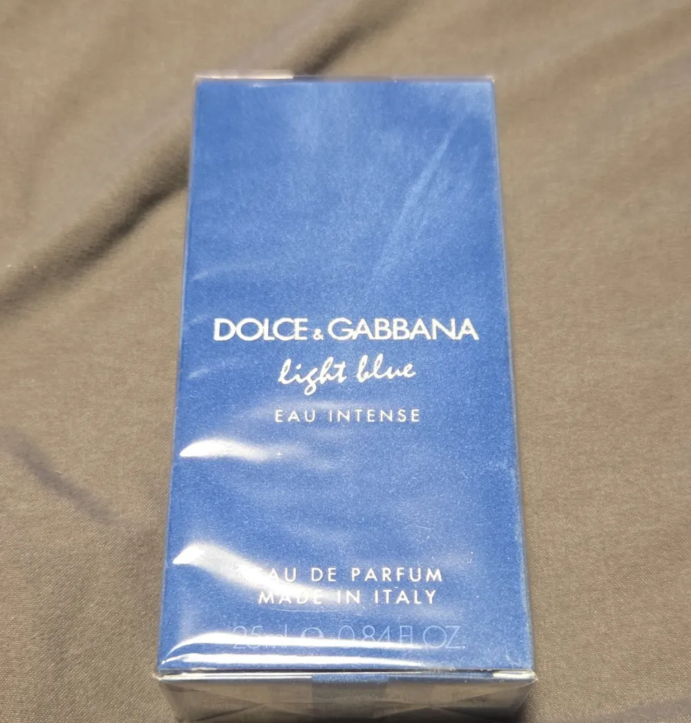 Light Blue Eau Intense parfémovaná voda pro ženy 25 ml