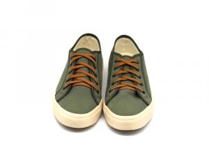 Perky Musgo Tenis