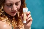 Officina Naturae Opalovací krém na obličej SPF 50 - zpevňující (30 ml) - pro všechny druhy pleti