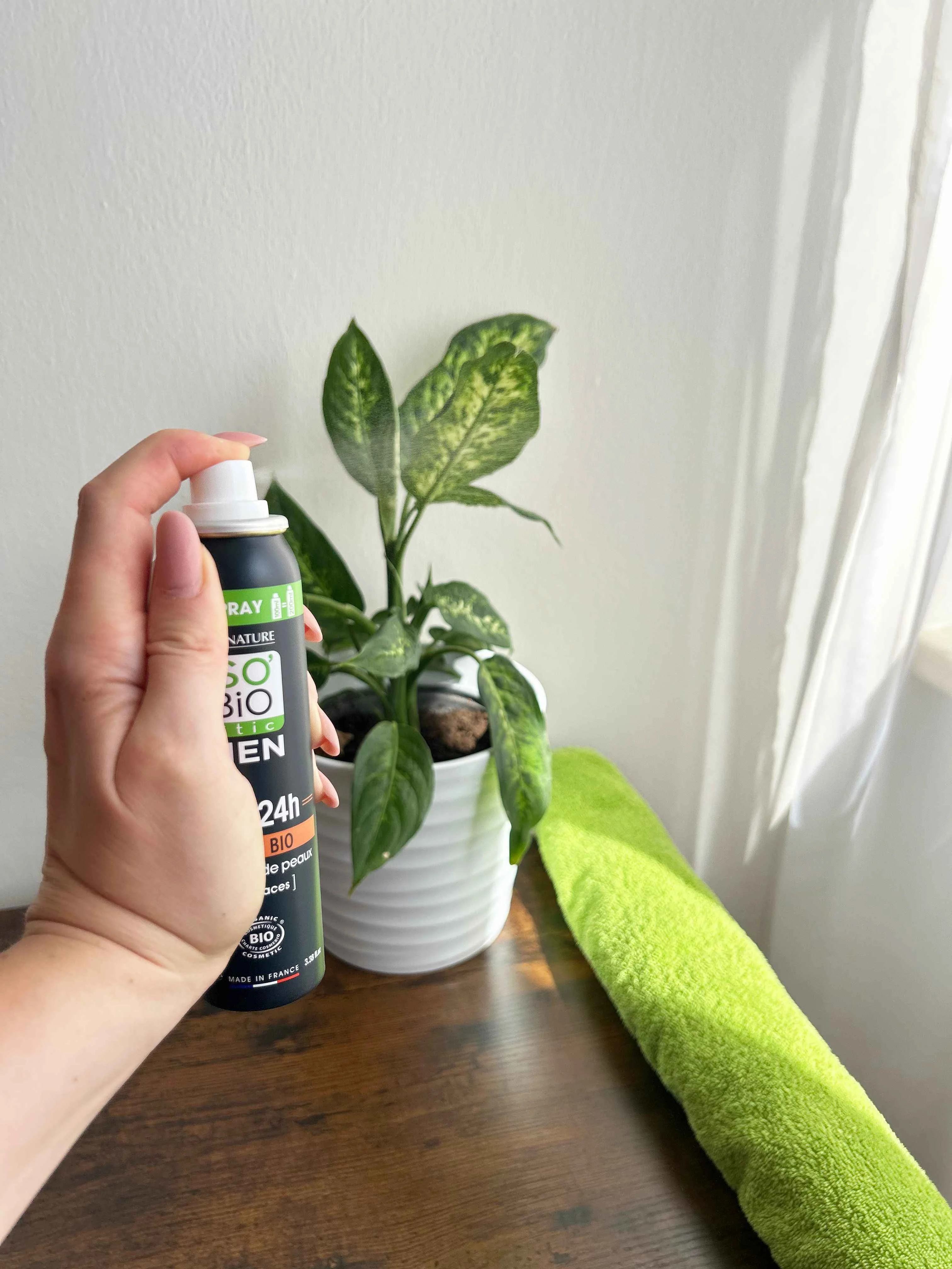 SO’BiO étic Deodorant přírodní ECO SPRAY 24h MEN - cedr BIO (100 ml) - účinný až 24 hodin