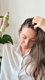 SO’BiO étic Čisticí suchý šampon ve spreji s Yuzu BIO (100 ml) - zanechává vlasy svěží a hladké