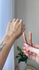 SO’BiO étic Korektor BIO (4 g) 25 BEIGE DORÉ — zlatá béžová - zakryje nedostatky pleti