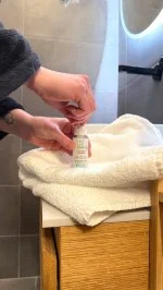 SO’BiO étic Sérum posilující hydratační s oslím mlékem BIO (30 ml) - s kyselinou hyaluronovou