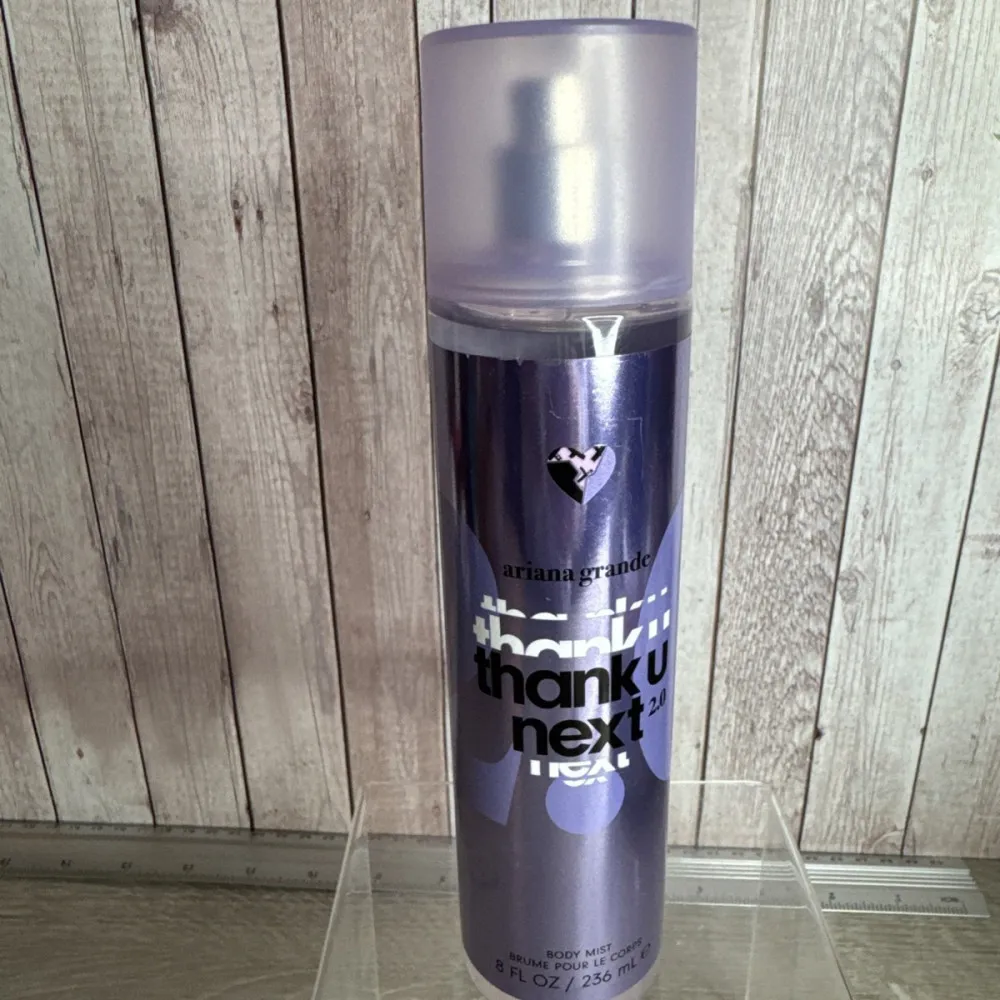Thank U Next 2.0 tělový sprej pro ženy 236 ml