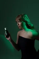 Uoga Uoga Šampon pro zvětšení objemu vlasů More Passion BIO (250 ml) - pro mastné a zplihlé vlasy