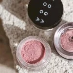 Uoga Uoga Minerální oční stíny sypké s jantarem (1 g) 716 Fluffy Wombat - 10 odstínů
