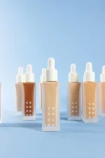 Uoga Uoga Tekutý minerální make-up a sérum SPF 20 BIO (30 ml) 686 Wind and Water - hydratuje a chrání pleť