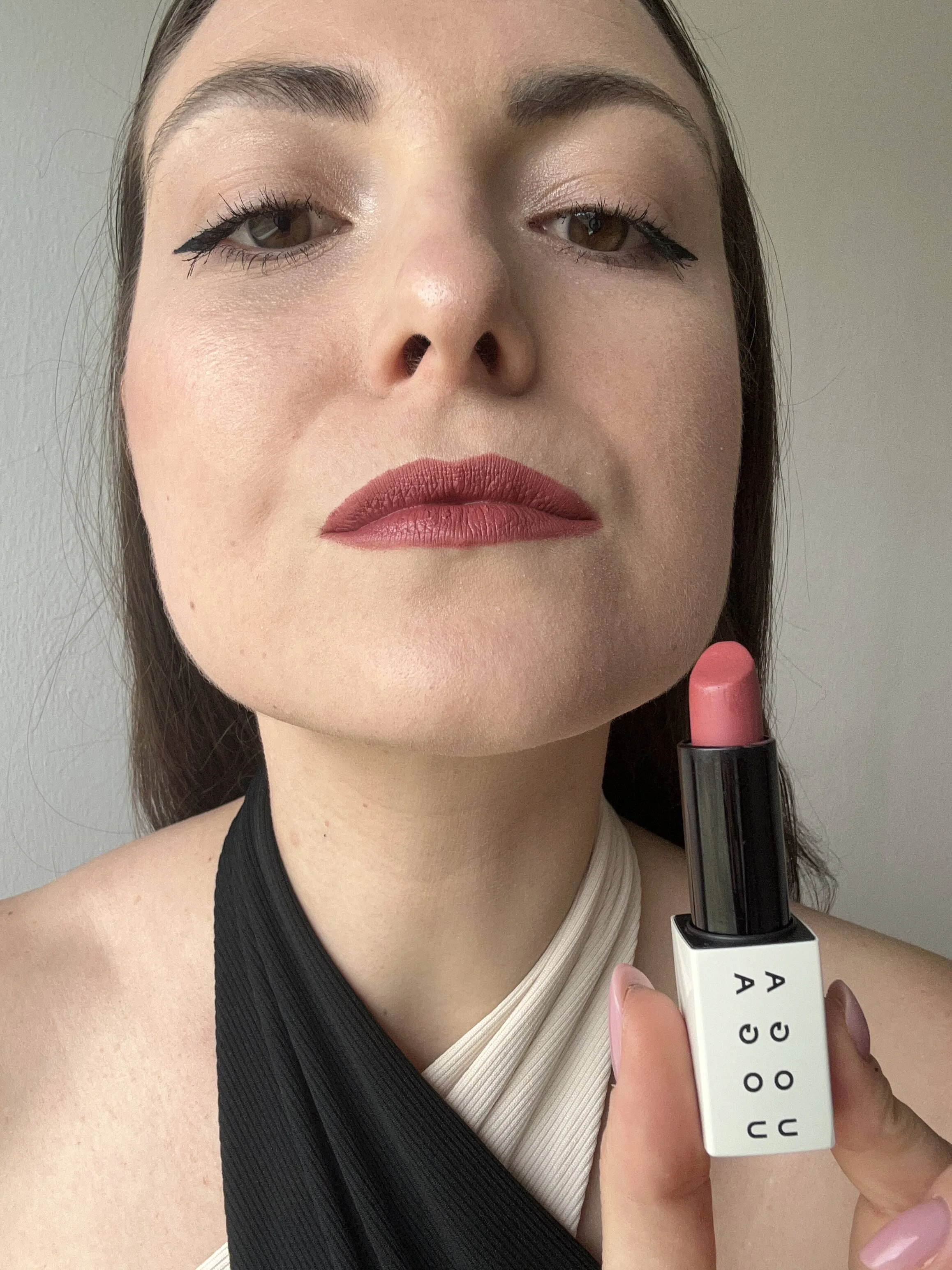 Uoga Uoga Vyživující rtěnka (4 g) 614 Candyberry - 6 odstínů na bázi minerálů