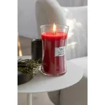 Crimson Berries vonná svíčka s dřevěným knotem 609,5 g