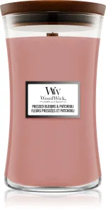 Pressed Blooms & Patchouli vonná svíčka s dřevěným knotem 609,5 g