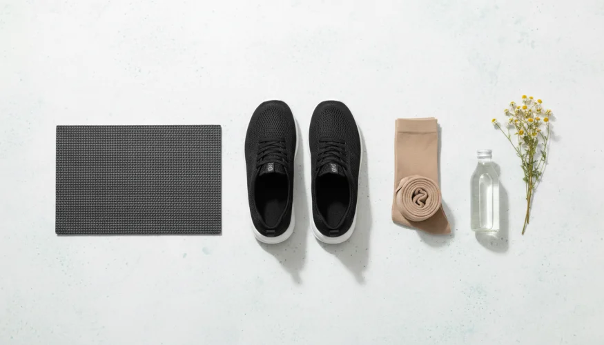Ergonomické pomůcky pro práci ve stoje – podložka, kompresní punčochy a obuv